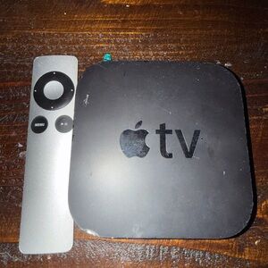 Apple TV model A1469 3rd Gen with remote